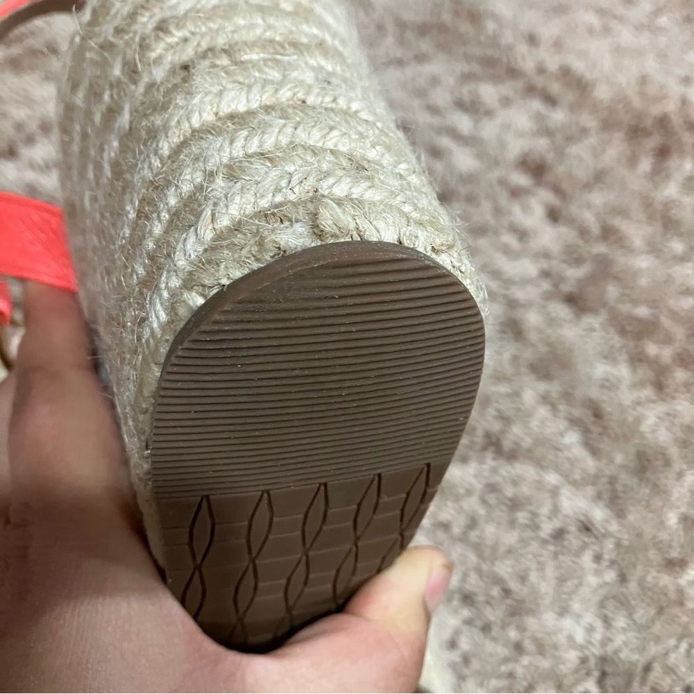 Kate Spade New York Tarin Pop Coral Tumbled Leather Espadrille Wedge Sandals 10 - Picture 9 of 16